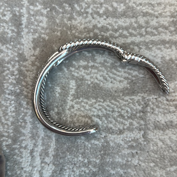 David Yurman 4 row crossover bracelet with diamonds. - Picture 3 of 5